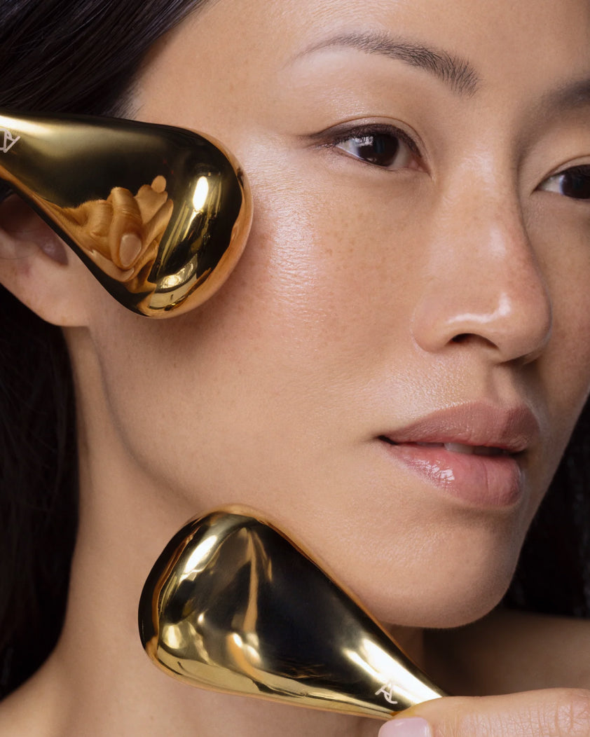 のりこみち　新品未使用 ANGELA CAPUTIクリア×ブラックバングル Gold Freeze Facial Set – Angela Caglia Skincare